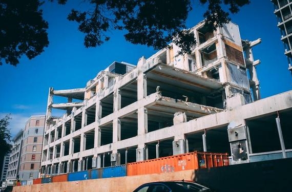 5 Ways Demolition Contractors Support Urban Redevelopment