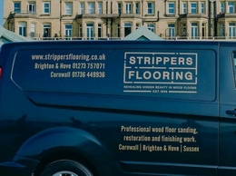 https://www.strippersflooring.co.uk/ website