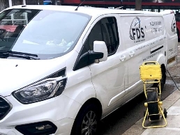 https://www.fastdrainagesolutions.co.uk/ website