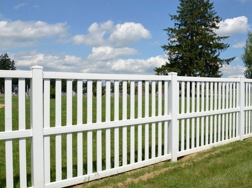 https://missoulafencebuilder.com/ website