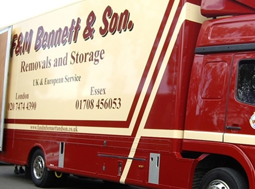 https://www.bennettremovals.co.uk/ website