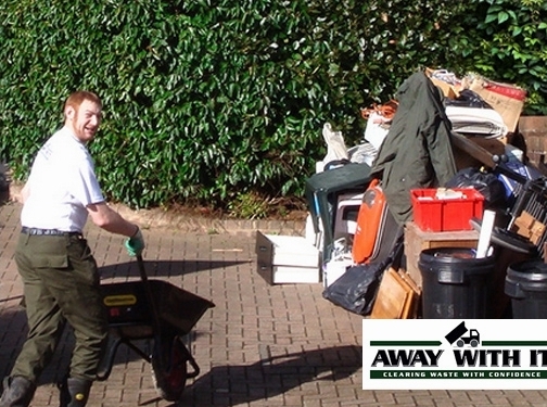 https://essexwasteremoval.co.uk/our-services/skip-hire/ website